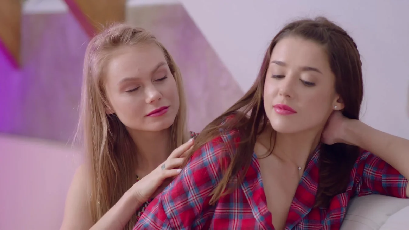 WowGirls Nancy A Sybil And Eva Elfie Warm Welcome XXX